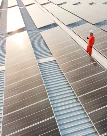 El Corte Inglés acuerda la compra de energía solar para cubrir el 40% de su consumo eléctrico