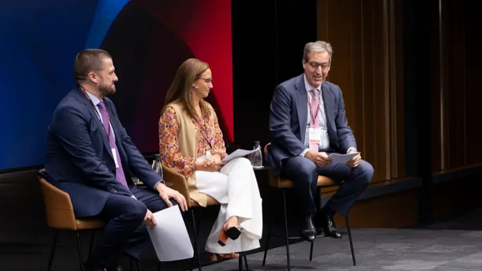 Retos de las sociedades cotizadas para la próxima Temporada de Juntas 2025